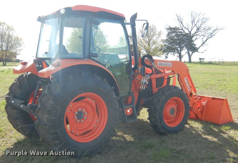 image for item GC9655 2017 Kubota M5-111D MFWD tractor