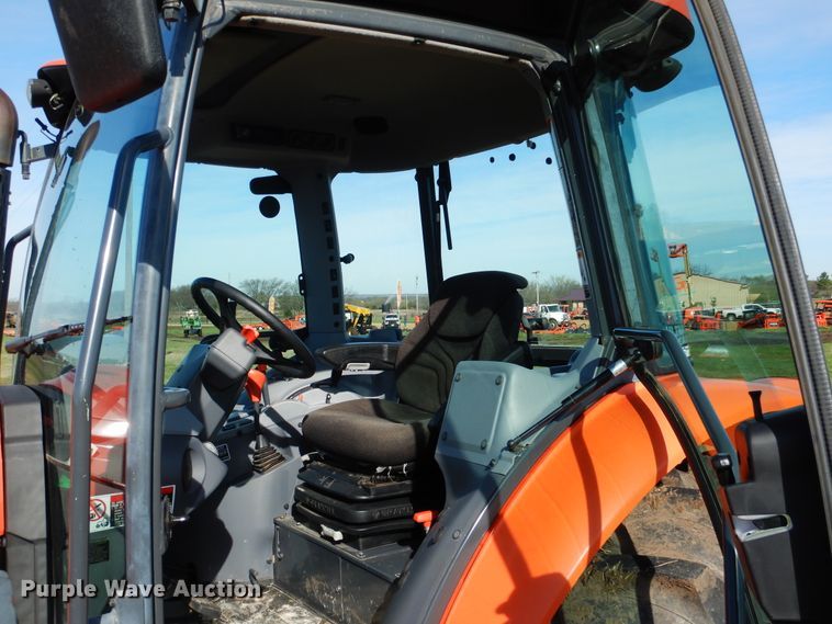 image for item GC9655 2017 Kubota M5-111D MFWD tractor