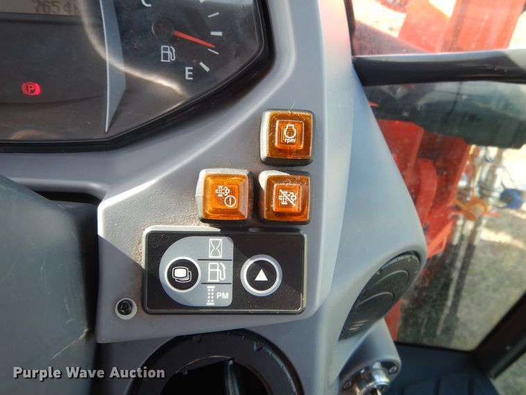 image for item GC9655 2017 Kubota M5-111D MFWD tractor