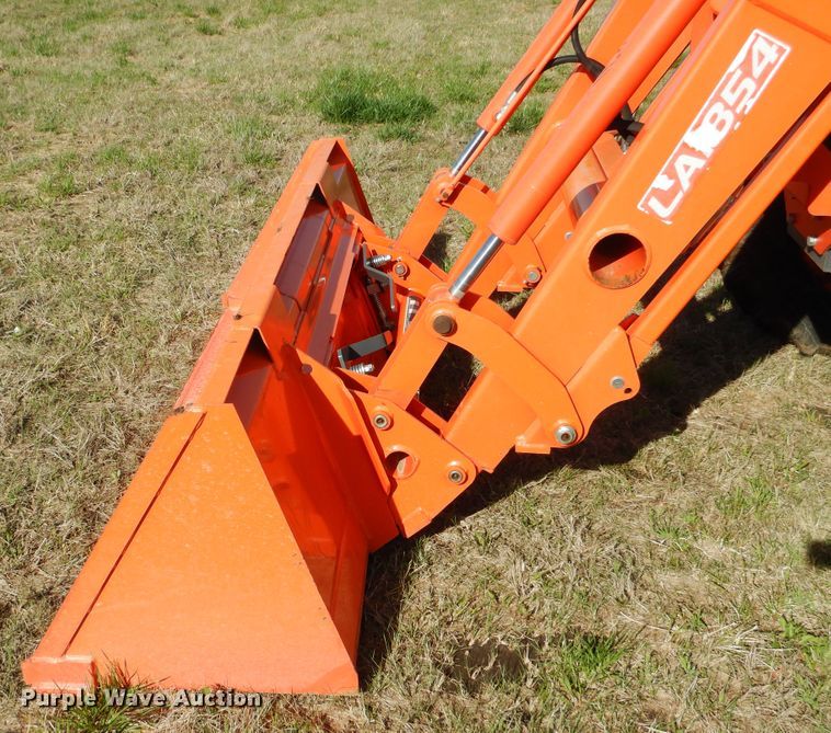 image for item GC9655 2017 Kubota M5-111D MFWD tractor