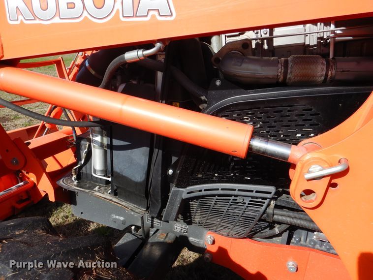 image for item GC9655 2017 Kubota M5-111D MFWD tractor