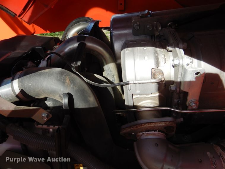 image for item GC9655 2017 Kubota M5-111D MFWD tractor