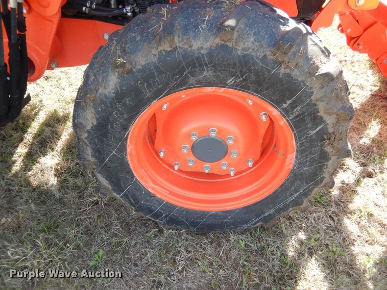 image for item GC9655 2017 Kubota M5-111D MFWD tractor
