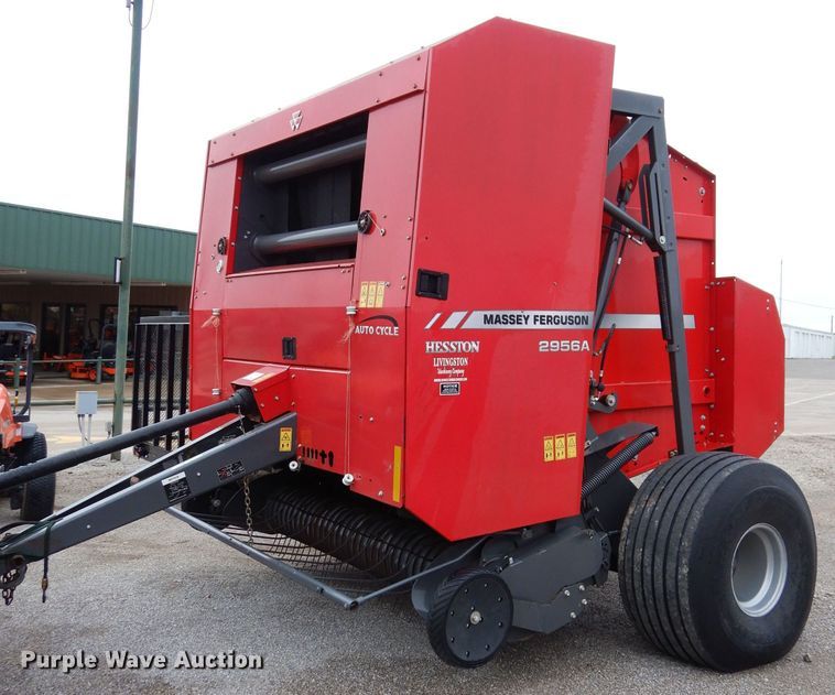 image for item GK9166 2014 Massey-Ferguson 2956A round baler
