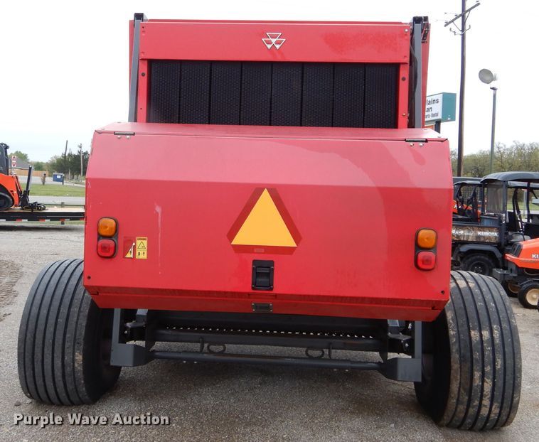 image for item GK9166 2014 Massey-Ferguson 2956A round baler