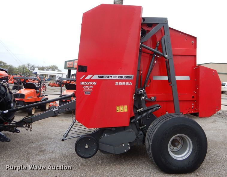 image for item GK9166 2014 Massey-Ferguson 2956A round baler
