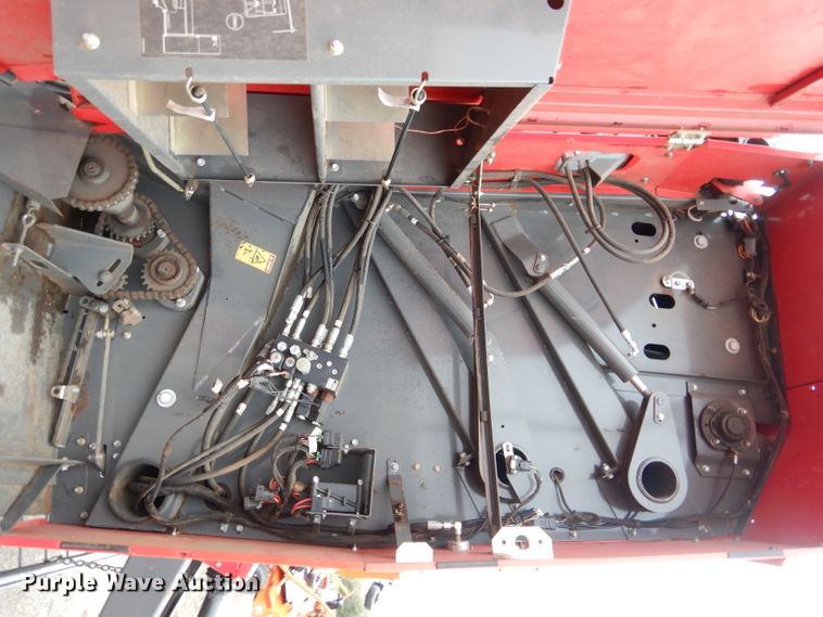 image for item GK9166 2014 Massey-Ferguson 2956A round baler