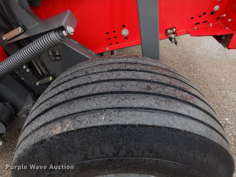 image for item GK9166 2014 Massey-Ferguson 2956A round baler