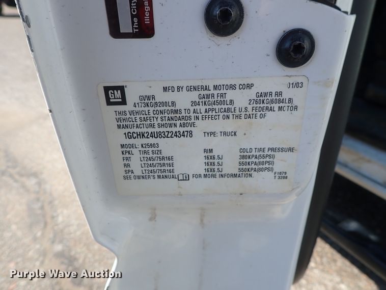 image for item DC3259 2003 Chevrolet Silverado 2500HD  utility bed pickup truck