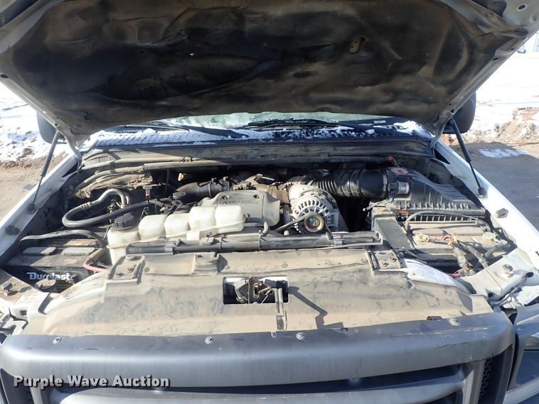 image for item DC3313 2002 Ford F350 Super Duty utility bed pickup truck