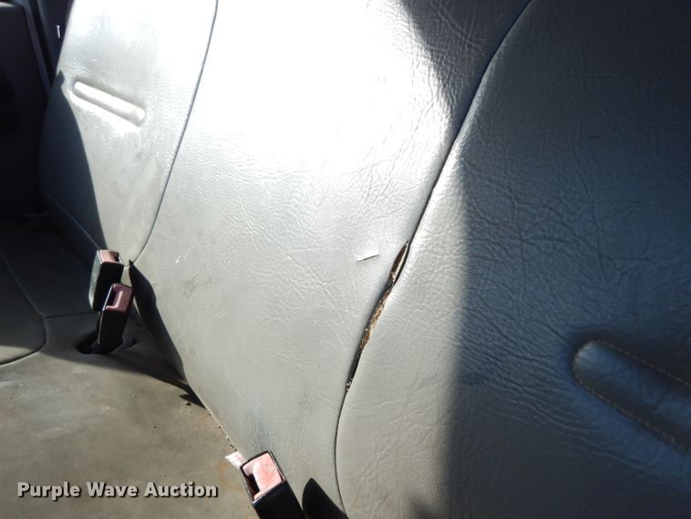 image for item DE4254 2001 Ford F250 Super Duty XL  pickup truck