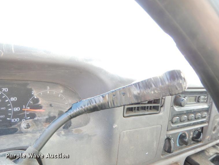 image for item DE4254 2001 Ford F250 Super Duty XL  pickup truck