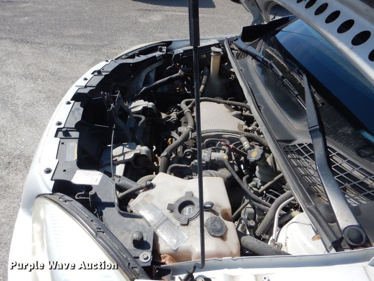 image for item DF3036 2005 Chevrolet Uplander  handicap accessible van