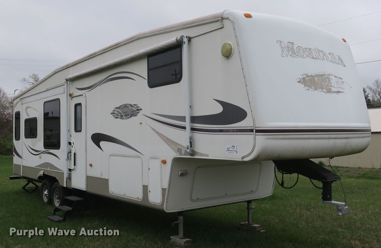 image for item DF5120 2007 Montana Mountaineer 344RET  camper