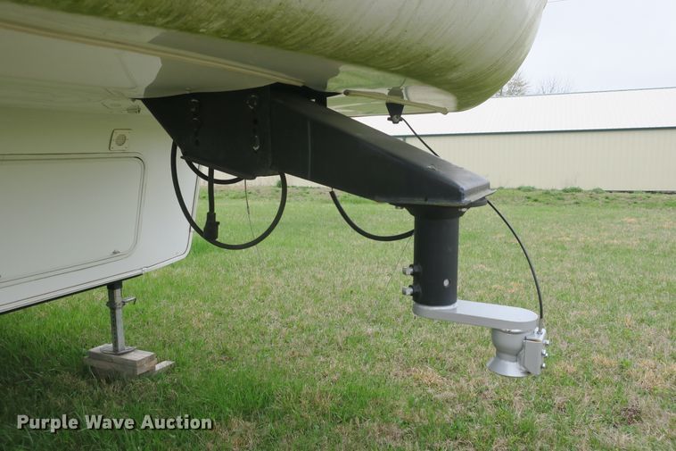 image for item DF5120 2007 Montana Mountaineer 344RET  camper