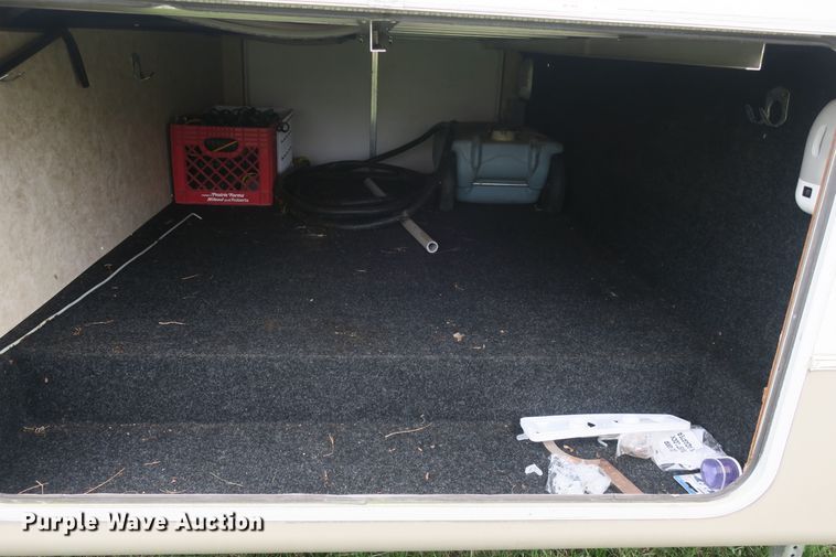 image for item DF5120 2007 Montana Mountaineer 344RET  camper