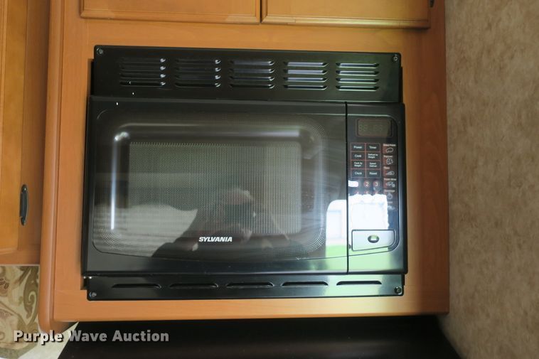 image for item DF5120 2007 Montana Mountaineer 344RET  camper