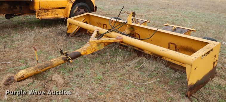 image for item DF6020 Brown box scraper