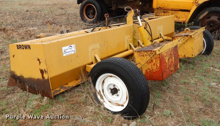 image for item DF6020 Brown box scraper