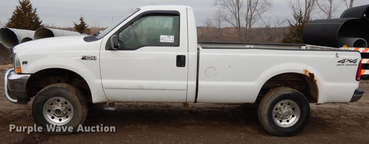 image for item DF6021 2002 Ford F250 Super Duty  pickup truck