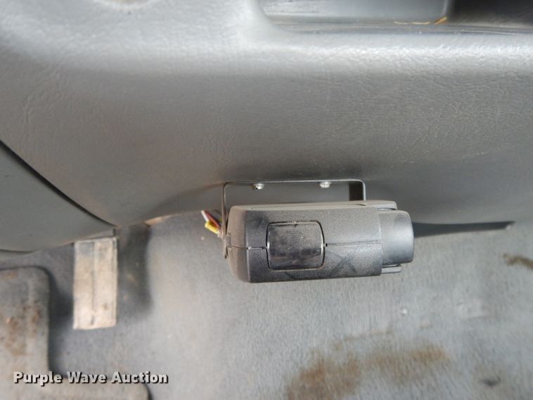 image for item DF6021 2002 Ford F250 Super Duty  pickup truck