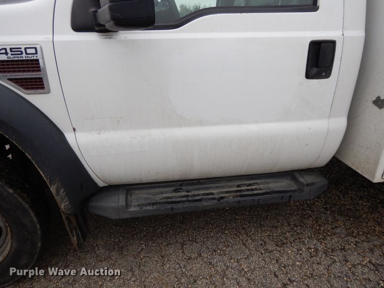 image for item DF6037 2008 Ford F450 Super Duty XL utility bed truck