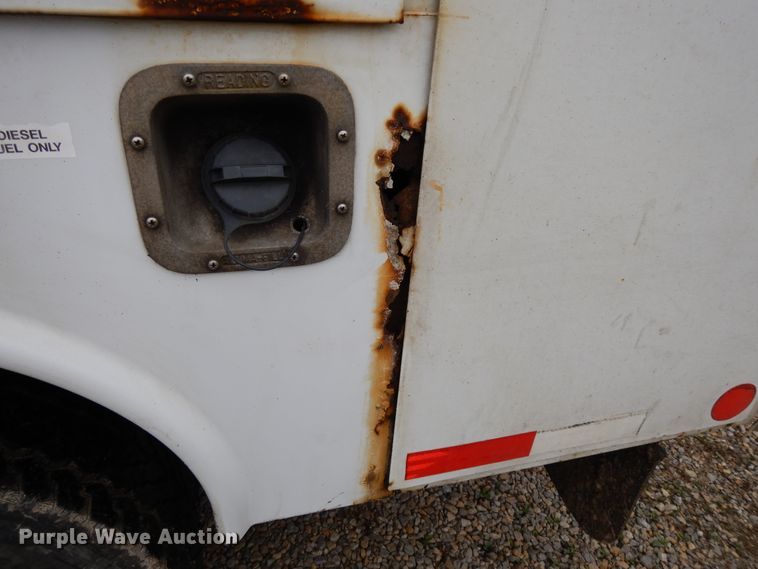 image for item DF6037 2008 Ford F450 Super Duty XL utility bed truck