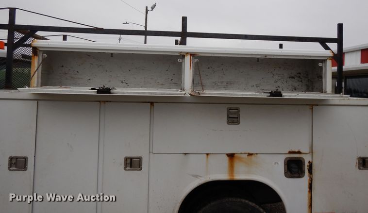 image for item DF6037 2008 Ford F450 Super Duty XL utility bed truck