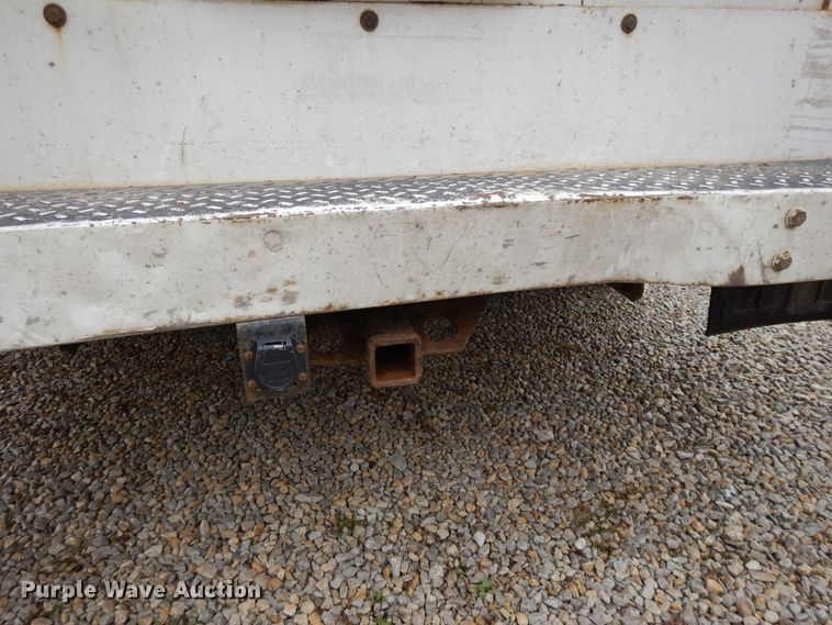 image for item DF6037 2008 Ford F450 Super Duty XL utility bed truck