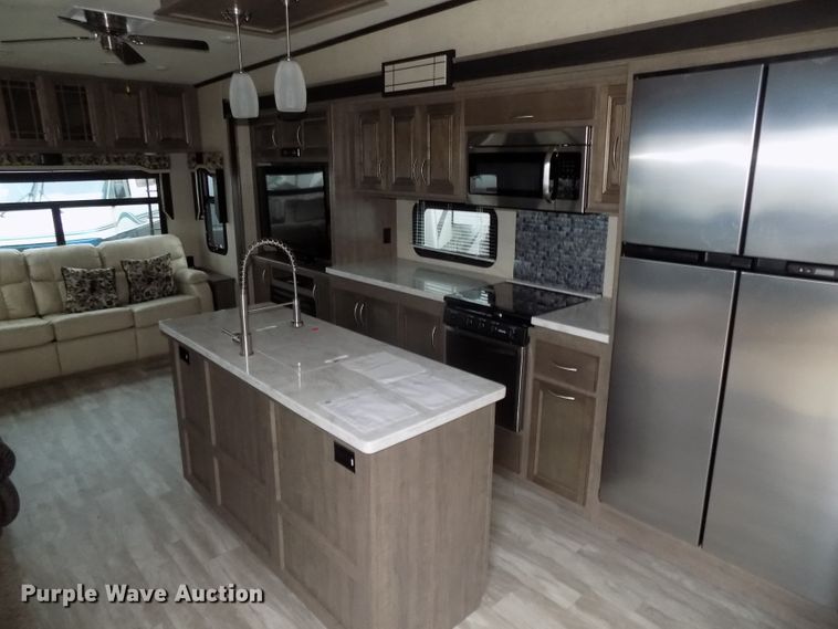 image for item DG2559 2017 KZ Durango Gold 370RLT  camper