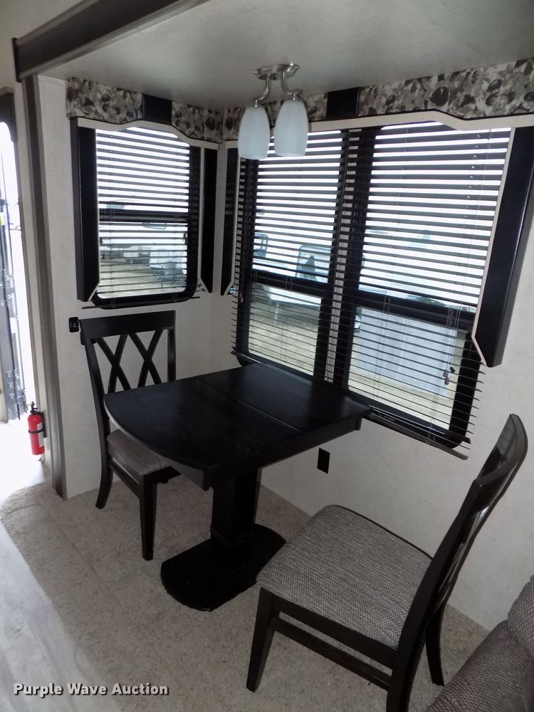 image for item DG2559 2017 KZ Durango Gold 370RLT  camper