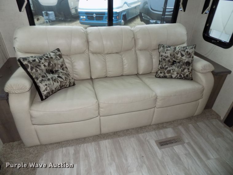 image for item DG2559 2017 KZ Durango Gold 370RLT  camper