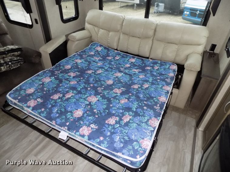 image for item DG2559 2017 KZ Durango Gold 370RLT  camper