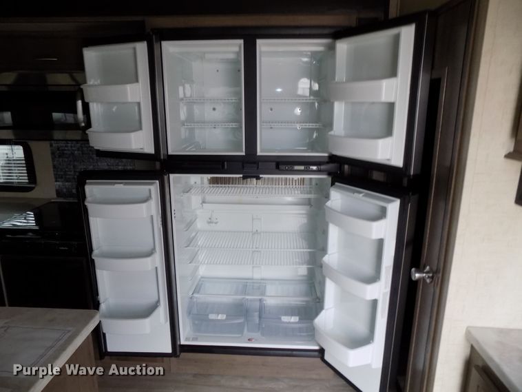 image for item DG2559 2017 KZ Durango Gold 370RLT  camper