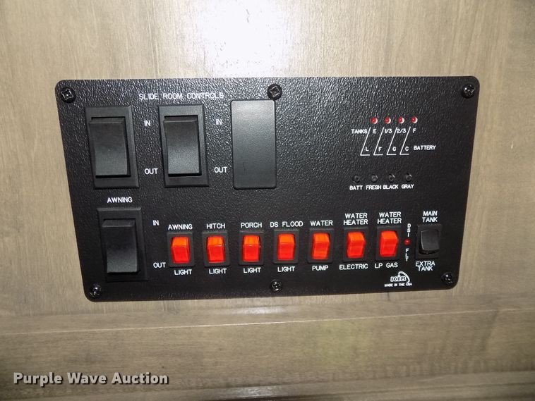 image for item DG2559 2017 KZ Durango Gold 370RLT  camper