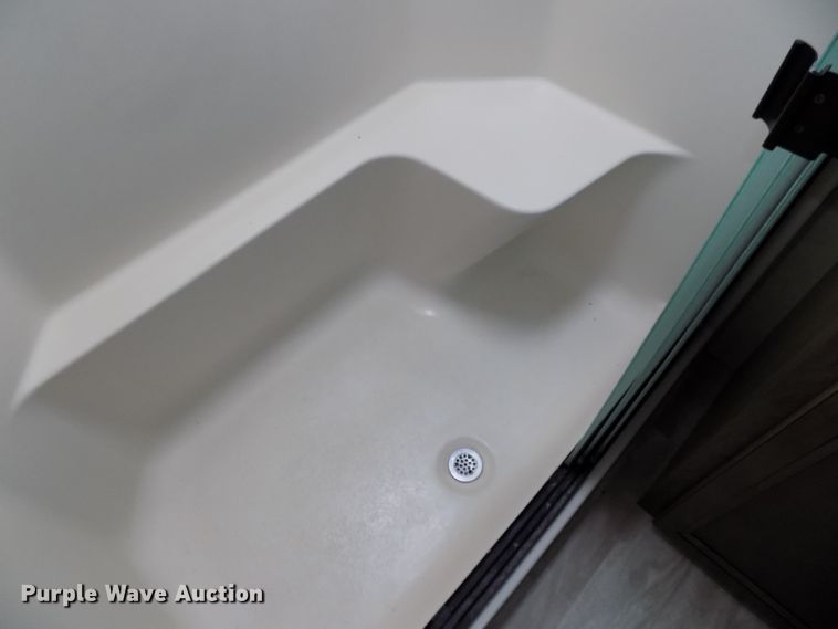 image for item DG2559 2017 KZ Durango Gold 370RLT  camper