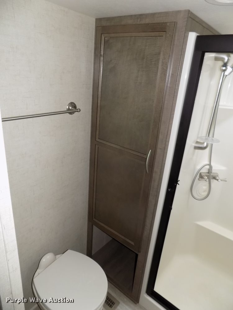 image for item DG2559 2017 KZ Durango Gold 370RLT  camper