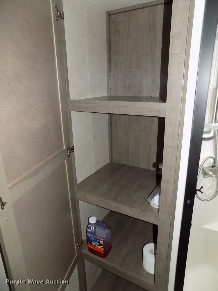 image for item DG2559 2017 KZ Durango Gold 370RLT  camper