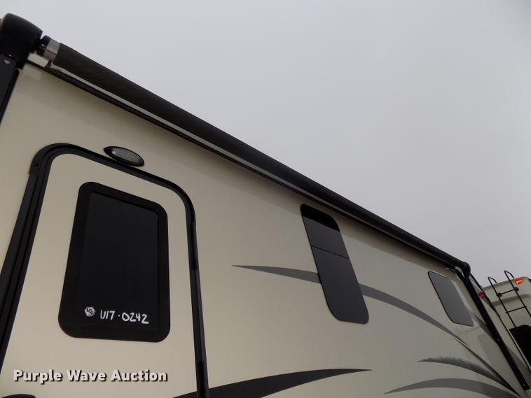 image for item DG2559 2017 KZ Durango Gold 370RLT  camper