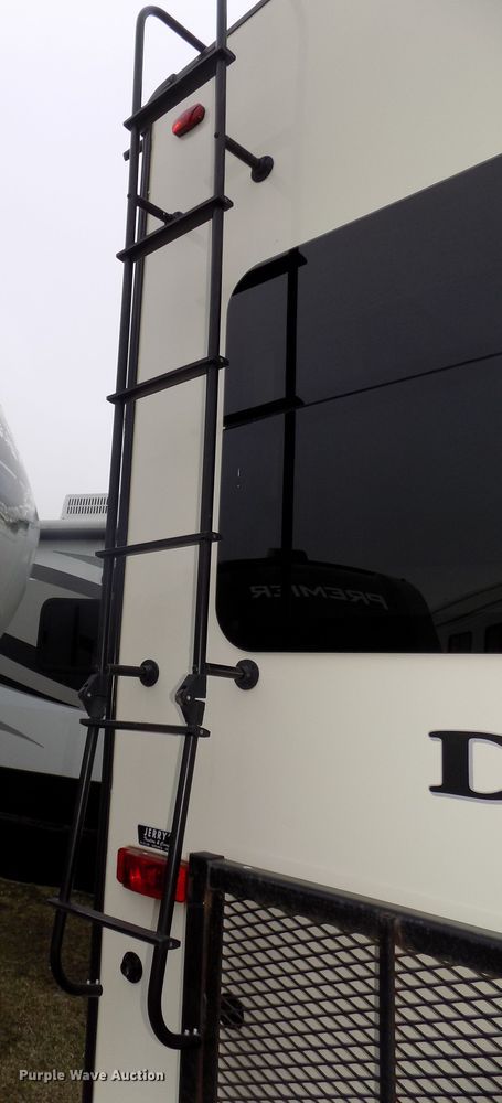 image for item DG2559 2017 KZ Durango Gold 370RLT  camper