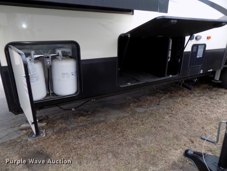 image for item DG2559 2017 KZ Durango Gold 370RLT  camper