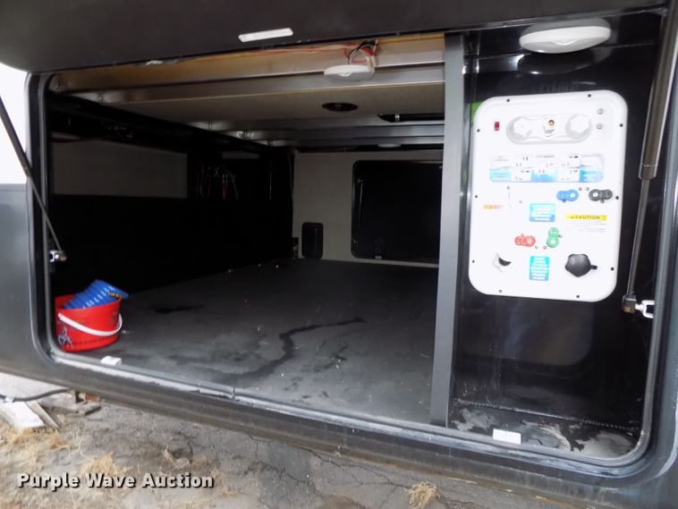 image for item DG2559 2017 KZ Durango Gold 370RLT  camper