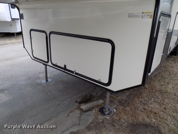 image for item DG2559 2017 KZ Durango Gold 370RLT  camper