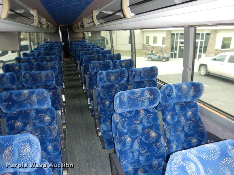 image for item DG5942 1998 Prevost H3-45 coach bus