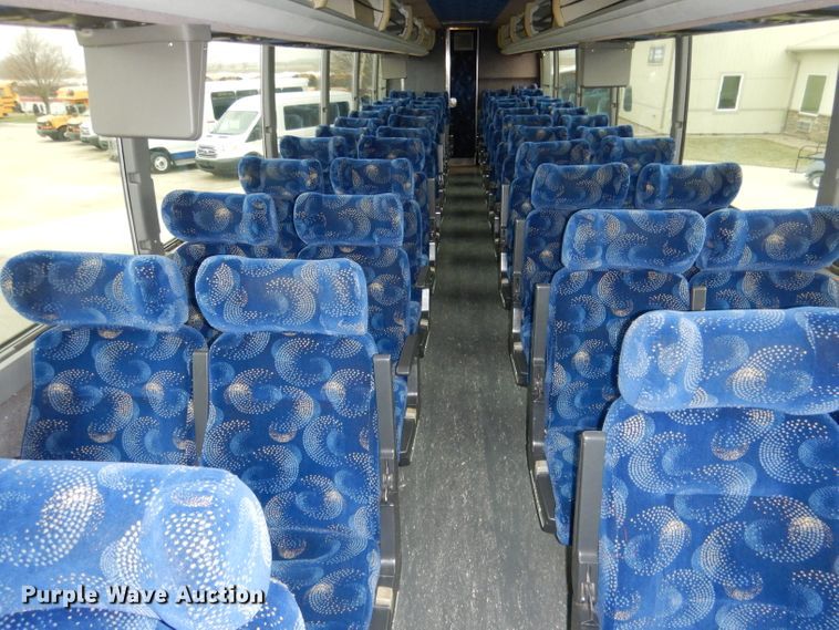 image for item DG5942 1998 Prevost H3-45 coach bus