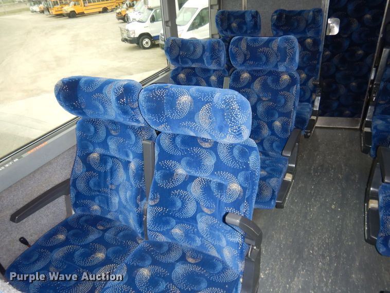 image for item DG5942 1998 Prevost H3-45 coach bus