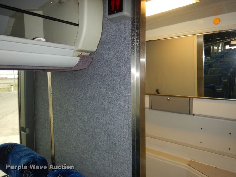 image for item DG5942 1998 Prevost H3-45 coach bus