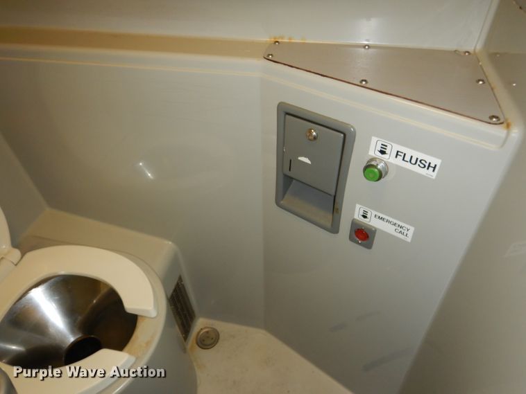 image for item DG5942 1998 Prevost H3-45 coach bus