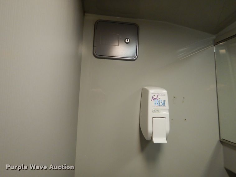 image for item DG5942 1998 Prevost H3-45 coach bus