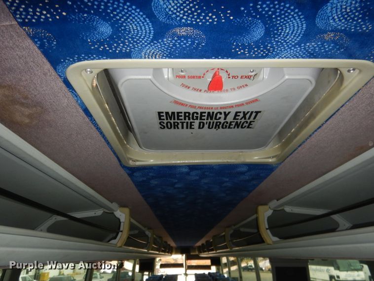 image for item DG5942 1998 Prevost H3-45 coach bus